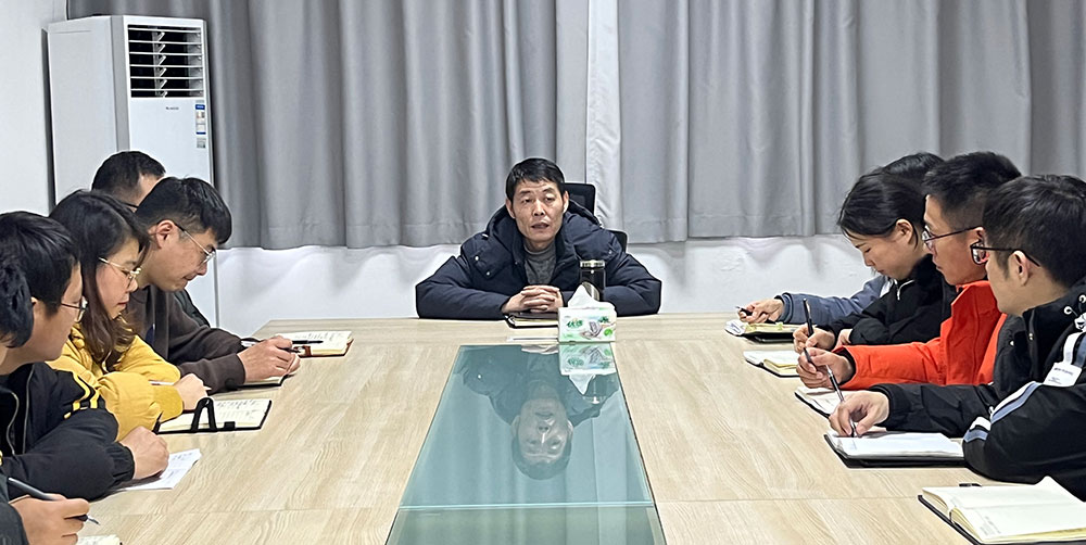 聚焦公司發(fā)展，共謀提升路徑 屯溪城建投公司召開2022年度全體員工大會