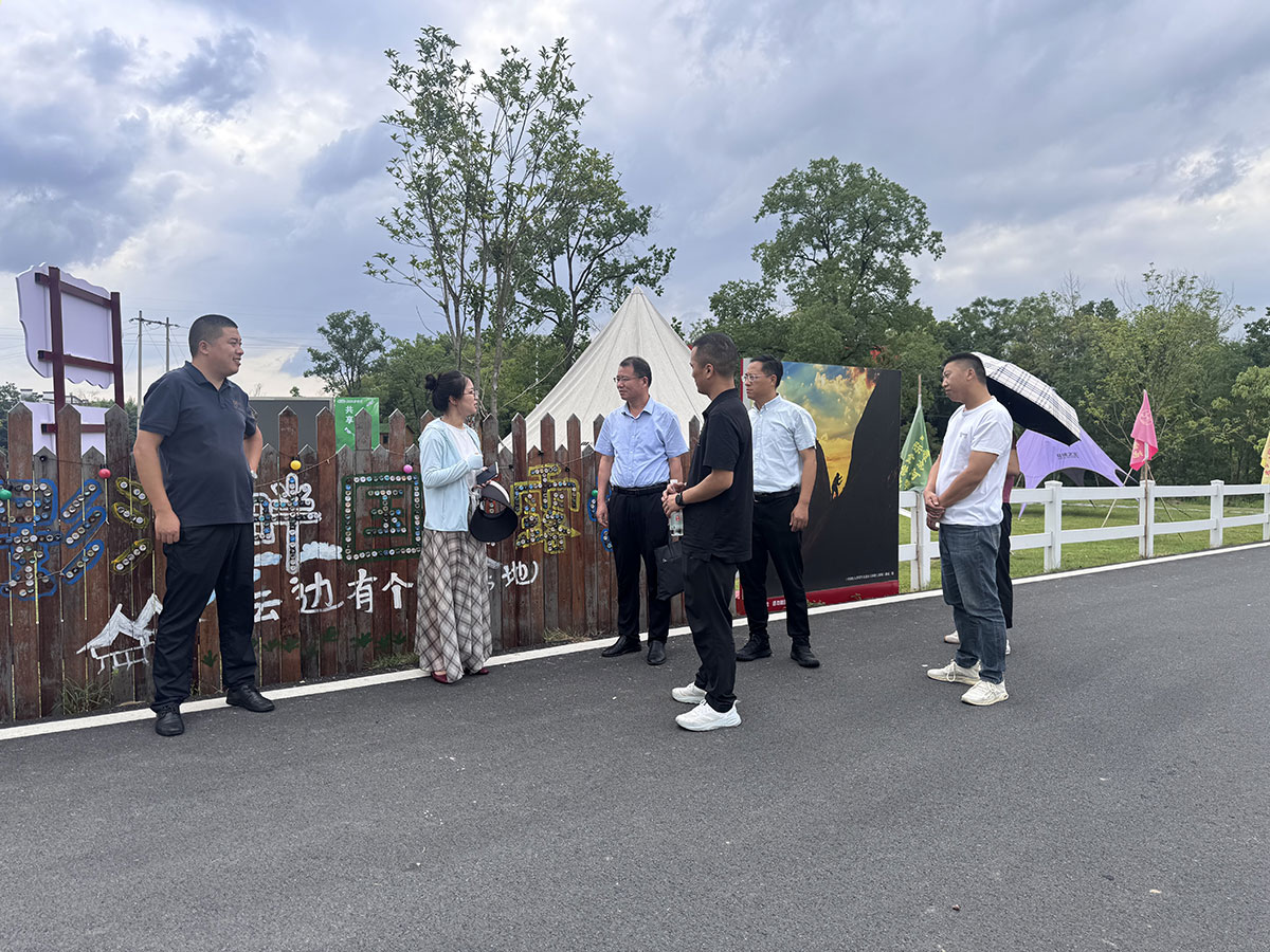 文化為魂，生態(tài)為基——傍霞村鄉(xiāng)村振興特色模式探討