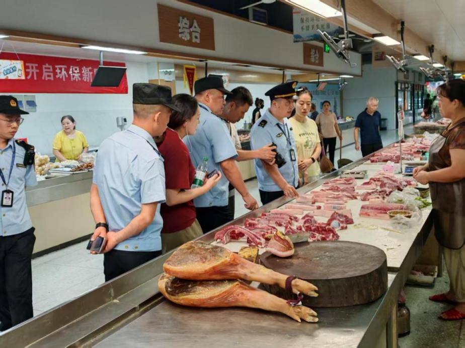 強化監(jiān)督多措并舉筑牢菜市場食品安全防線
